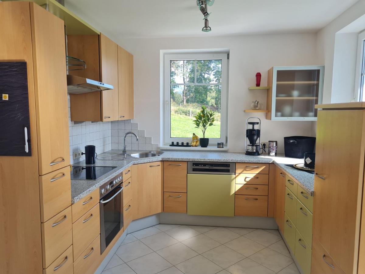 Aparts Lakeview -Gerlitzen -Ossiacher See -Ski Tratten  Exterior photo